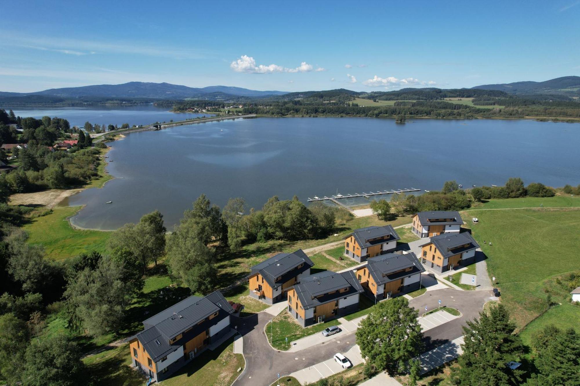 Resort Male Lipno Černá v Pošumaví Kültér fotó